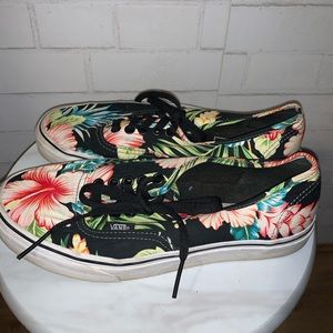 Vans Hawaiian print